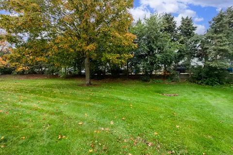 1534 Hunt Dr #D, Normal, IL 61761 photo 23