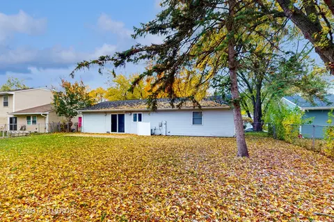 1116 Hecker Dr, Elgin, IL 60120 photo 25