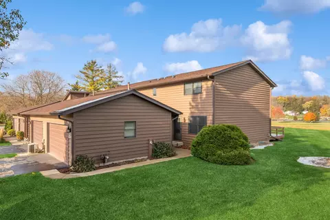 3214 Alethea Dr, Algonquin, IL 60102
