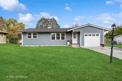 4710 Gregory St, Mchenry, IL 60051