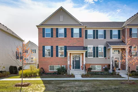 2058 Stuttle Rd, Batavia, IL 60510