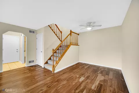 1123 Coldspring Rd #1123, Elgin, IL 60120 photo 4