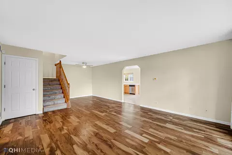 1123 Coldspring Rd #1123, Elgin, IL 60120 photo 3