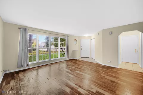 1123 Coldspring Rd #1123, Elgin, IL 60120 photo 5