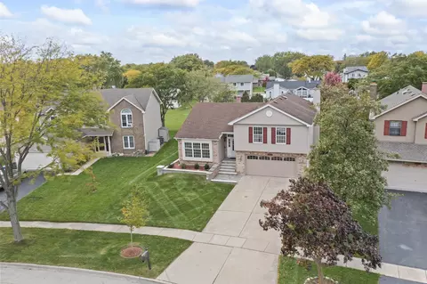 509 Ladysmith Rd, Bartlett, IL 60103