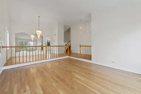 509 Ladysmith Rd, Bartlett, IL 60103 photo 8