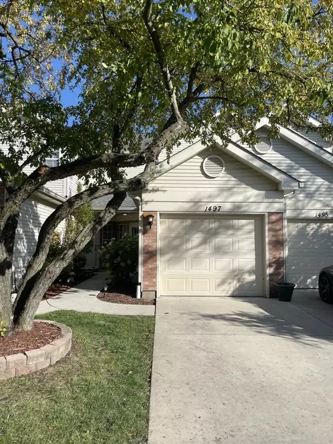 1497 Golfview Dr, Glendale Heights, IL 60139