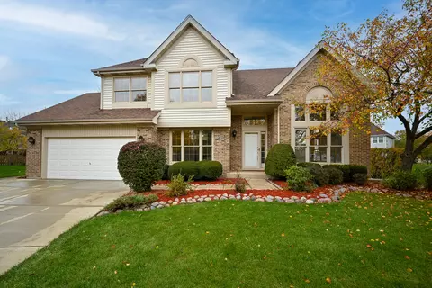 52 Nicolette Ave, Schaumburg, IL 60173