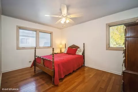 37 S Warrington Rd, Des Plaines, IL 60016 photo 7