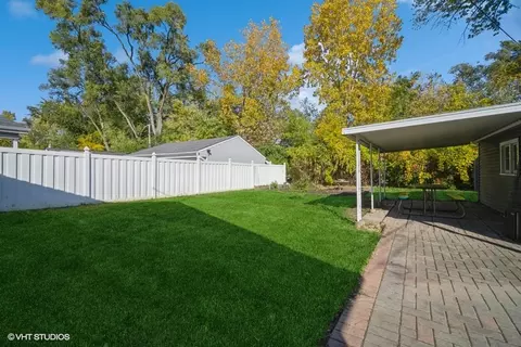 37 S Warrington Rd, Des Plaines, IL 60016 photo 11