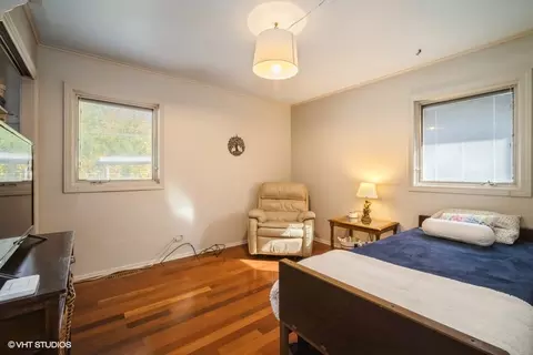 37 S Warrington Rd, Des Plaines, IL 60016 photo 6