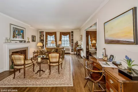 210 E Pearson St #14C, Chicago, IL 60611 photo 5