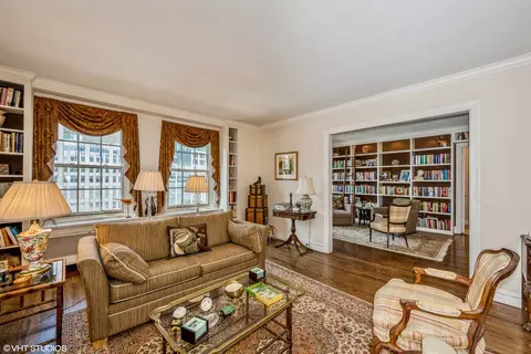210 E Pearson St #14C, Chicago, IL 60611 photo 9