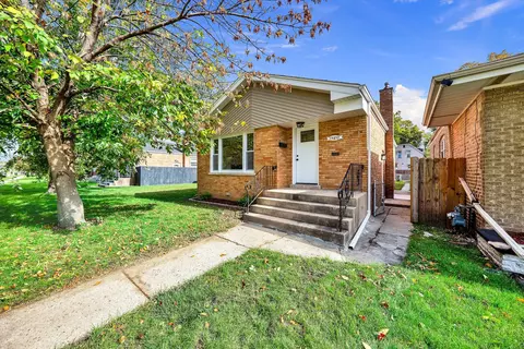 13837 S Stewart Ave, Riverdale, IL 60827