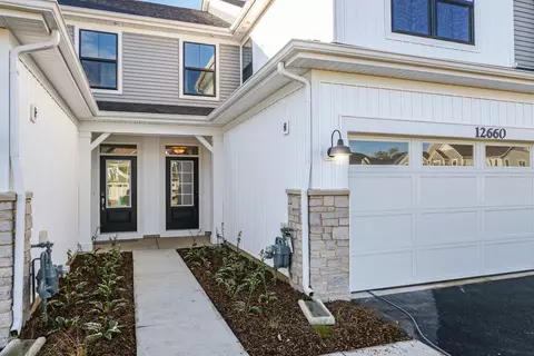 12660 S Talbot Cir, Plainfield, IL 60585 photo 2