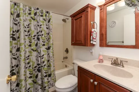 2203 Benjamin Ln #5, Bloomington, IL 61701 photo 17