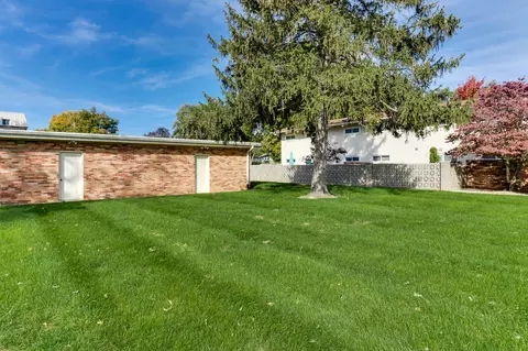 2203 Benjamin Ln #5, Bloomington, IL 61701 photo 27