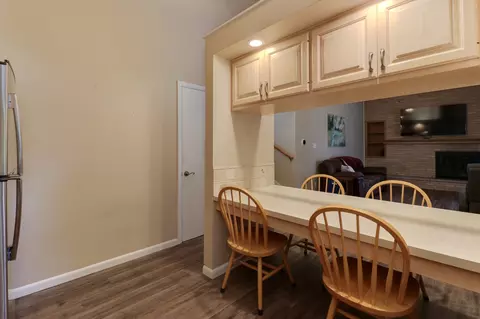 2203 Benjamin Ln #5, Bloomington, IL 61701 photo 10