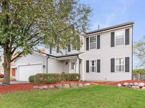 2385 Autumn Grove Cir, Aurora, IL 60504
