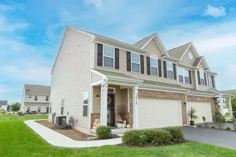 1013 Sears Cir, Elburn, IL 60119