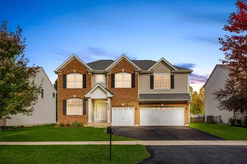 2066 William Dr, Montgomery, IL 60538