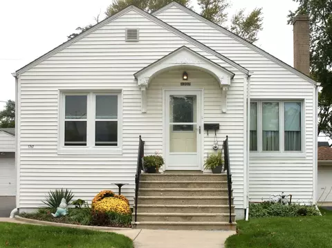 1207 Oregon St, Joliet, IL 60435