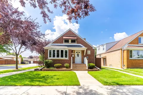 5656 S Nagle Ave, Chicago, IL 60638