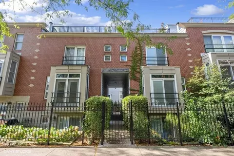 3618 N Lakewood Ave #F, Chicago, IL 60613