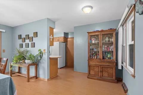 976 Deborah Ave, Elgin, IL 60123 photo 6