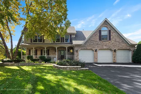 488 Blodgett Ct, Naperville, IL 60565