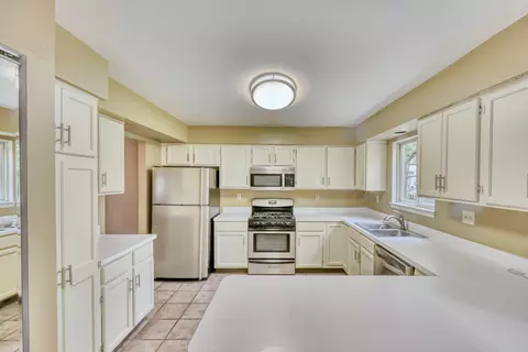 20901 W Barrington Ln, Plainfield, IL 60544 photo 7