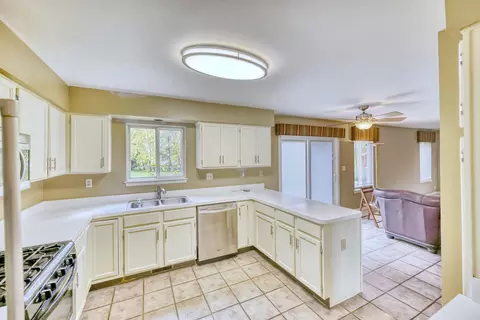 20901 W Barrington Ln, Plainfield, IL 60544 photo 6