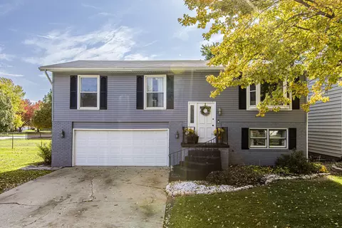 1221 George Dr, Normal, IL 61761
