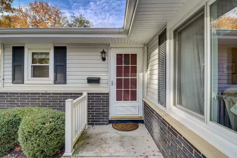 1640 Lin Lor Ln, Elgin, IL 60123 photo 4