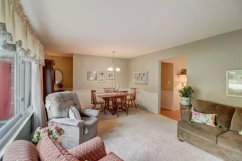 1640 Lin Lor Ln, Elgin, IL 60123 photo 7