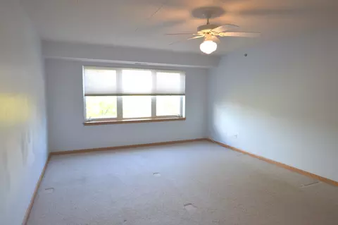 8030 Riverwalk Dr #3A, Lyons, IL 60534 photo 10
