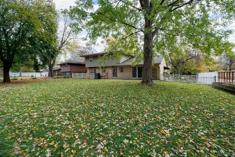 2904 Mockingbird Ln, Bloomington, IL 61704 photo 45