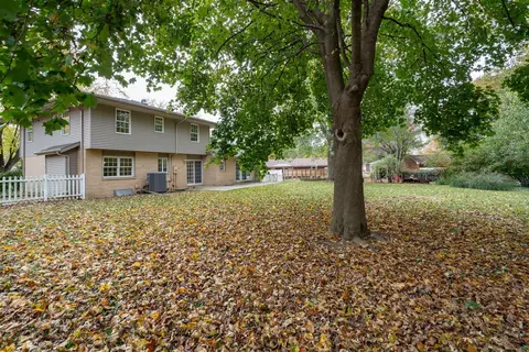 2904 Mockingbird Ln, Bloomington, IL 61704 photo 48