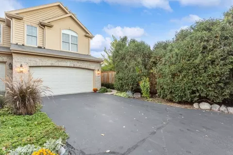 6308 Fairview Ave, Downers Grove, IL 60516