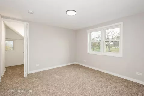 381 Sullivan Rd, North Aurora, IL 60542 photo 17