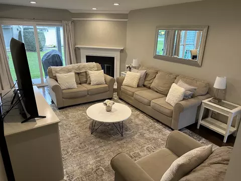 446 Bridle Trl #0, Wheeling, IL 60090 photo 5