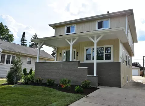 730 S Yale Ave, Villa Park, IL 60181