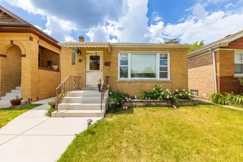 4022 Clinton Ave, Stickney, IL 60402