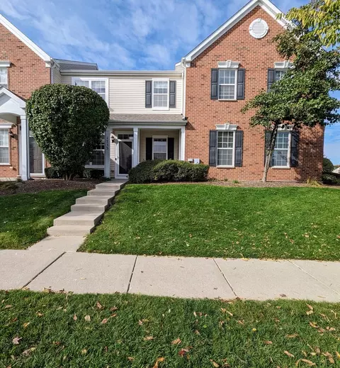1753 Woodside Dr, Woodstock, IL 60098