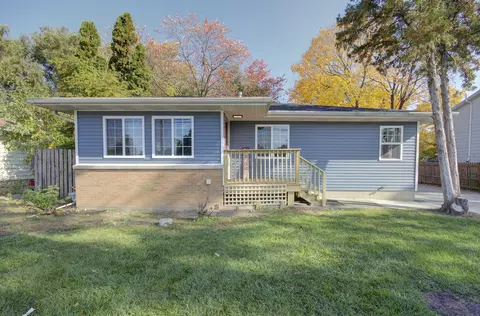 2208 Plainfield Rd, Crest Hill, IL 60403