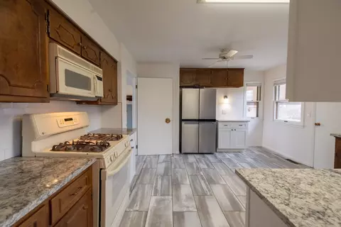 2080 W Budd Blvd, Kankakee, IL 60901 photo 6