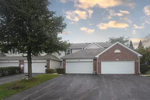 614 King Ct, East Dundee, IL 60118