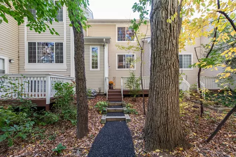 309 W Treehouse Ln #309, Round Lake, IL 60073