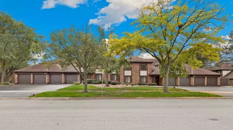 3327 184th St #2A, Homewood, IL 60430