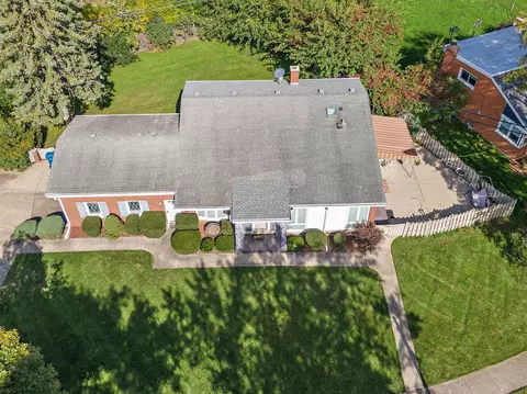 393 E Park Ave, Elmhurst, IL 60126 photo 34